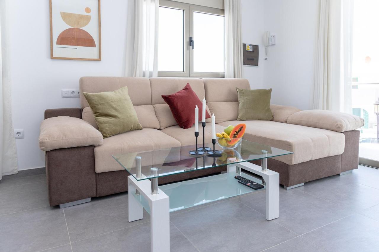 Apartment Holiday 2 Beachfront Corralejo By Holidays Home ภายนอก รูปภาพ